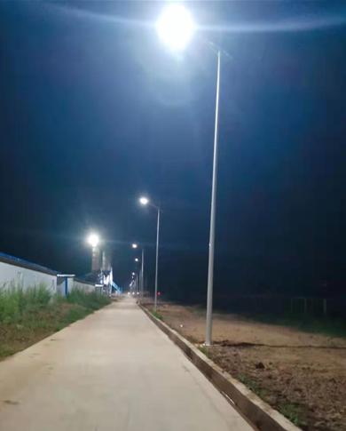 路（lù）燈.jpg